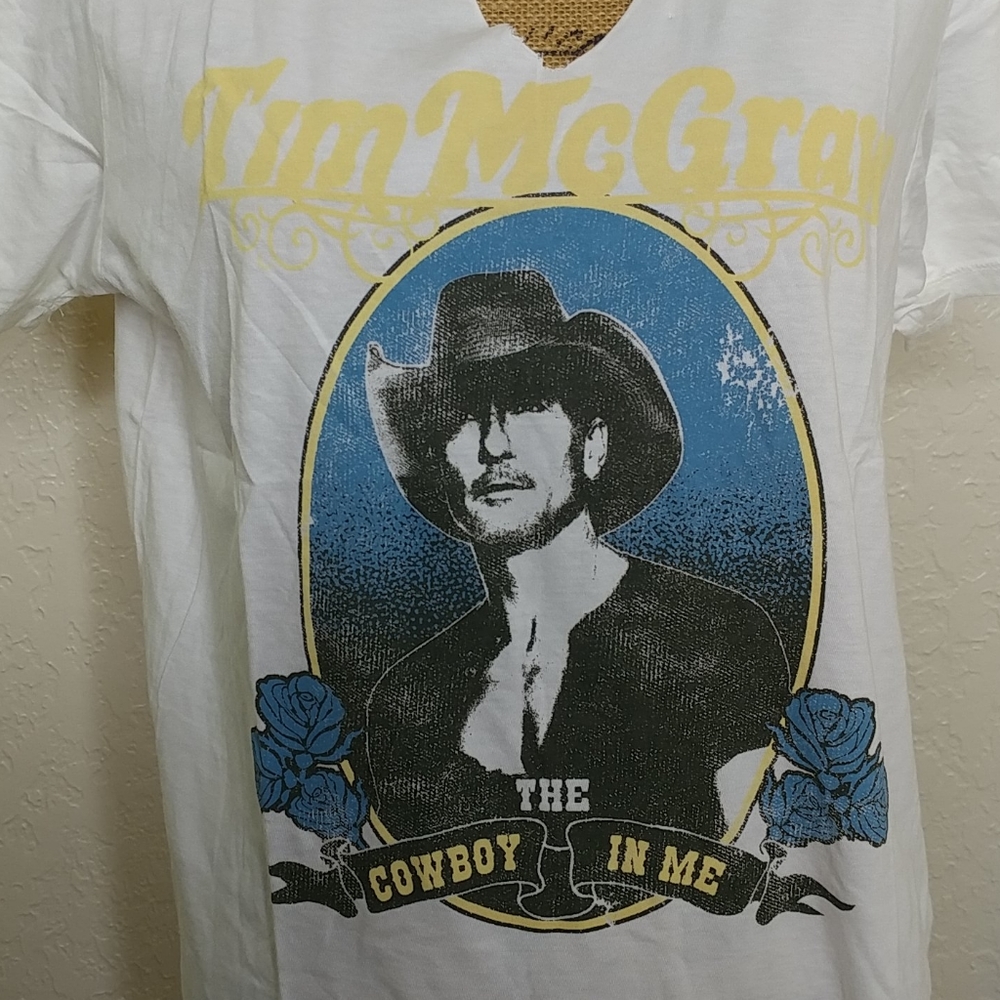 LetLuv Tim McGraw Graphic Tee - Picture 2 of 6